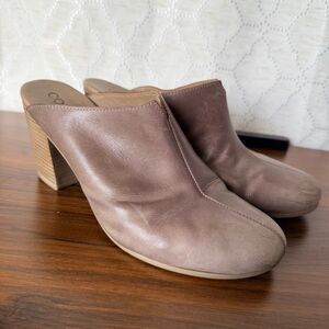 Cordani 39 Light Brown Beige Gray Luxury Leather Mules Clogs Preppy Professional